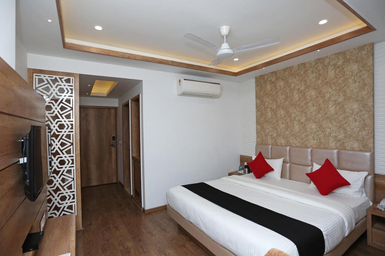 Hotel Yelchiko Varanasi Eksteriør bilde